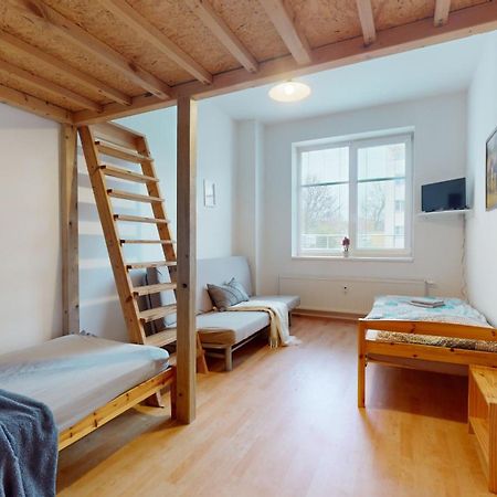 Apartman Topolova 912B Milovice  Extérieur photo